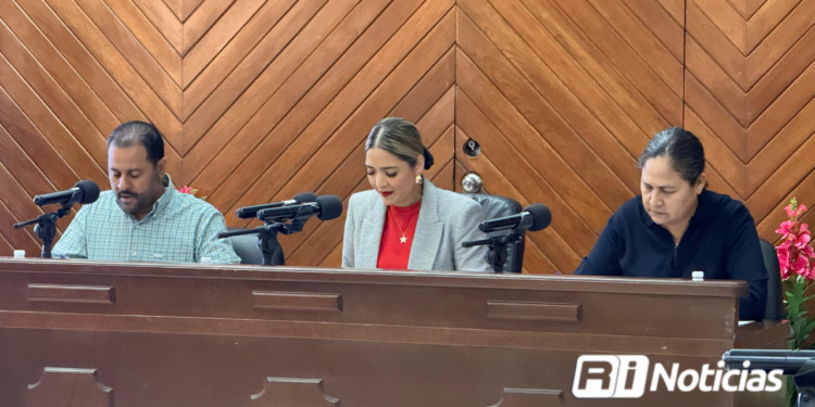 Cabildo aprueba dictamen que ordena NO hacer públicas las reuniones de comisiones ni acuerdos que involucren al STASAM