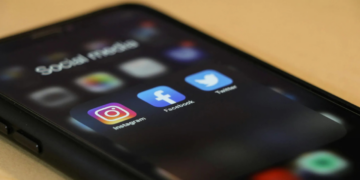 ¿Qué no debes publicar en redes sociales?