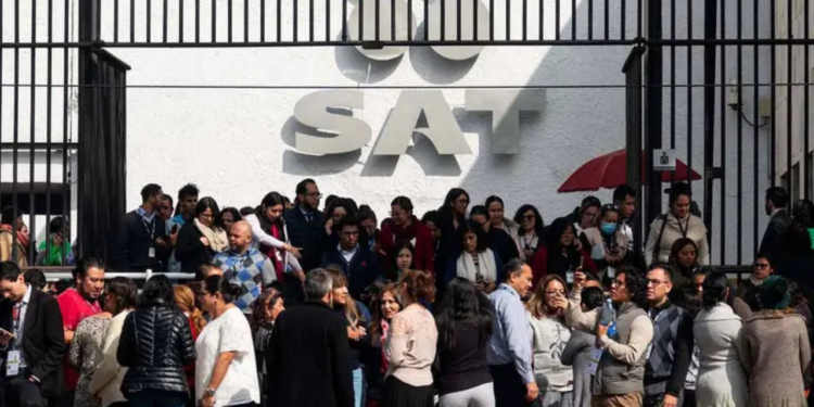 Ingresos tributarios ascienden a 4.9 billones de pesos previo a terminar el 2024