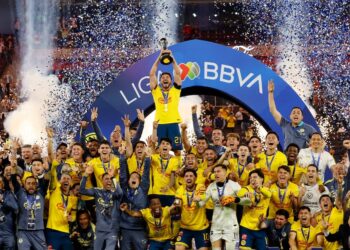 América es el primer tricampeón de la Liga MX tras vencer 2 – 3 a Rayados