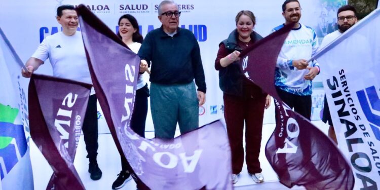 Rocha Moya da el banderazo de arranque a la XXIV Carrera de la Salud 2024