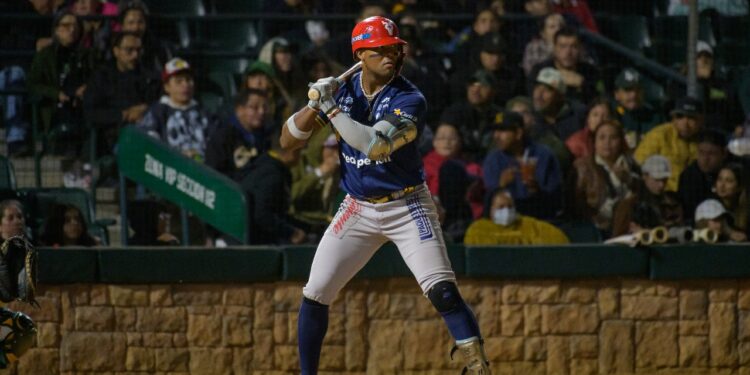 Venados de Mazatlán inician serie con derrota en Los Mochis