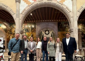 Mazatlán y Durango refuerzan lazos turísticos en encuentro en el Museo Francisco Villa