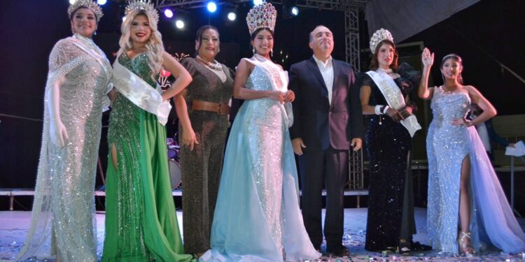 Coronan a las Reinas de la Expoferia Canaco Mazatlán 2024
