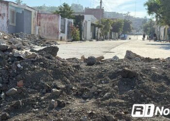Calle Ciudad Valles en Lomas de Mazatlán muestra avance luego de estar olvidada por más de 1 año y medio