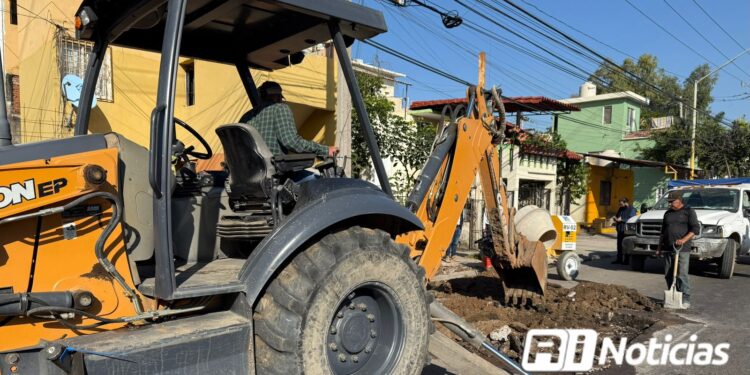 A casi 50 días de gobierno, Estrella Palacios anuncia más de 800 baches “tapados”; la meta son mil en 100 días