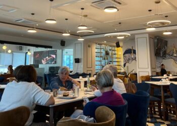 Sector restaurantero muestra optimismo por afluencia turística en Mazatlán