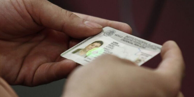 Así puedes renovar tu INE, requisitos, horarios y todo lo que debes saber