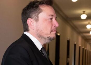 Musk apuesta por bajar precio de medicamentos adelgazantes para mejorar la salud en EU