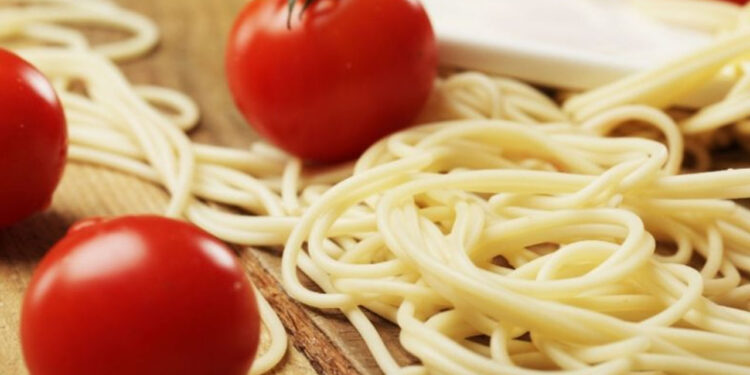 Autoridades exigen retirar de manera URGENTE una popular marca de FIDEOS de todas las tiendas