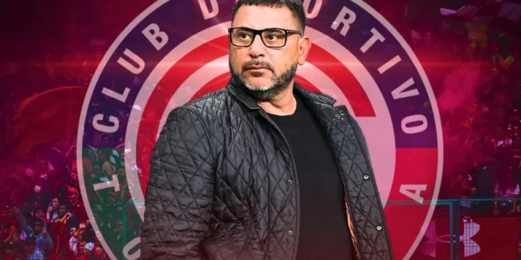 Turco Mohamed, a punto de ser el nuevo entrenador del Toluca