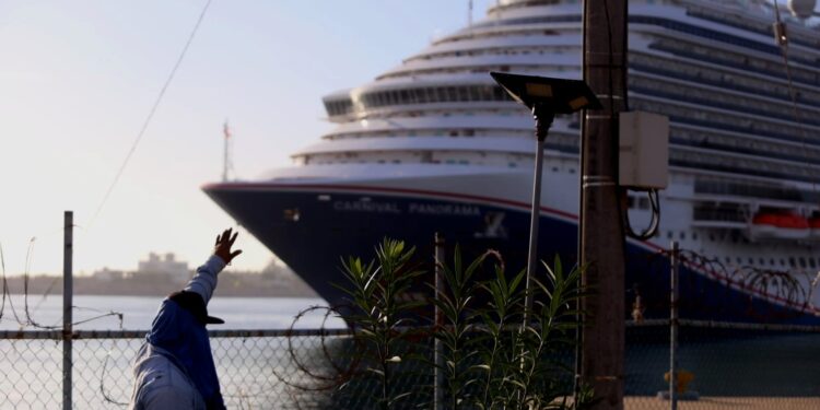 Mazatlán espera recibir 143 cruceros en 2025, un aumento significativo respecto al año anterior