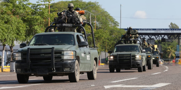 Ejército Mexicano detuvo a cuatro personas durante operativo sobre La Costerita en Culiacán