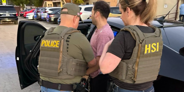 Operativos en EE.UU. dejan más de 5 mil 500 migrantes detenidos