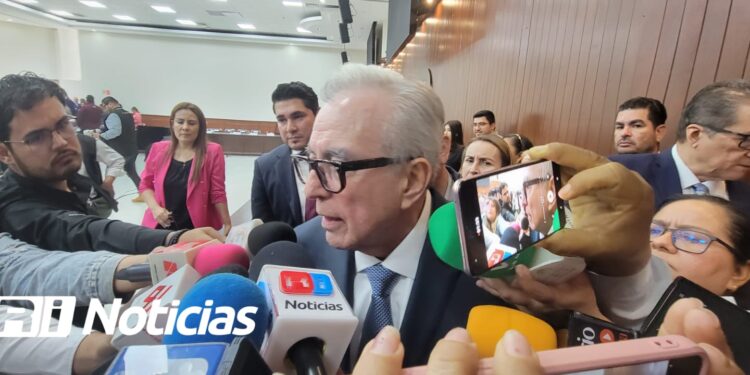 Gobernador de Sinaloa rechaza reportaje del New York Times sobre elaboración de fentanilo en el estado