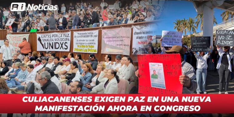 Culiacanenses exigen paz en una nueva manifestación ahora en el Congreso