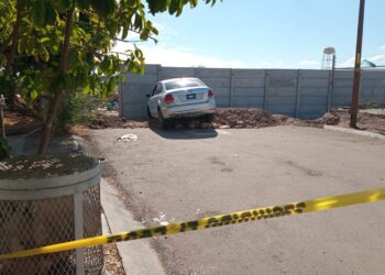 Levantan a conductor de automóvil en la colonia Terranova en Culiacán