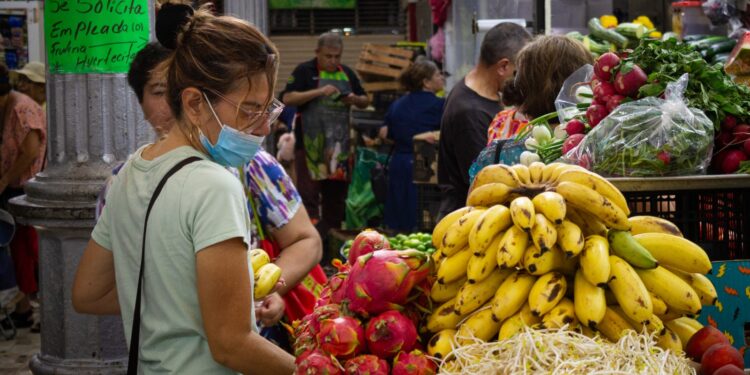 Precios de la canasta básica cierran enero con alzas en productos esenciales