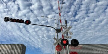 Ya hay pluma ferroviaria en la Av. Santa Rosa, pero sigue sin funcionar