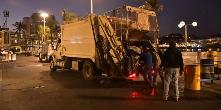 Mazatlán podría estrenar 10 nuevos camiones recolectores de basura