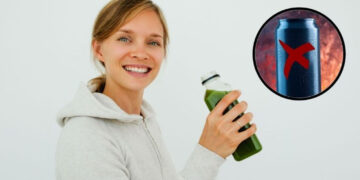 ¡Adiós a las bebidas energéticas! Sustitúyelas con esta bebida natural y nutritiva que te mantendrá despierto todo el día