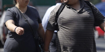 Presentan nuevas guías para tratar la obesidad en México