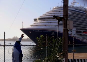 El Discovery Princess arriba a Mazatlán con más de 5 mil personas a bordo
