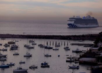 Llega a Mazatlán el Discovery Princess con más de 3 mil pasajeros a bordo