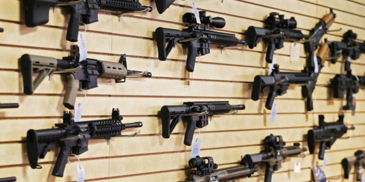 “Es mentira”: Ucrania niega vender armas estadounidenses a los cárteles mexicanos