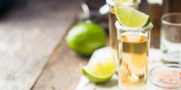 Arancel de EU amenaza industria tequilera mexicana