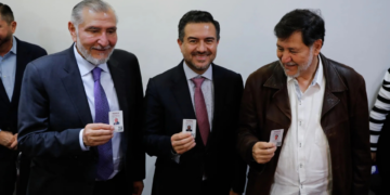 “Tiene que resolverlo Morena”: Sheinbaum sobre afiliación del senador Yunes Márquez al partido