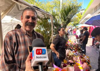 Baja venta de flores para el Día del Amor y la Amistad: Floristas