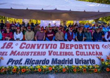 El amor a la educación de las y los maestros, son una muestra de toda la grandeza de Sinaloa: Rocha Moya