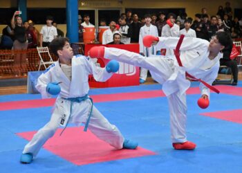 Siete porteños se coronan campeones estatales en karate