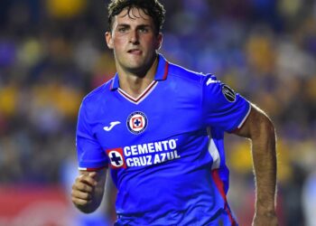 ‘Cruz Azul se llevará entre 14 y 15 millones de DÓLARES por Santi Gimenez’; la confesión de Chaco Gimenez (VIDEO)