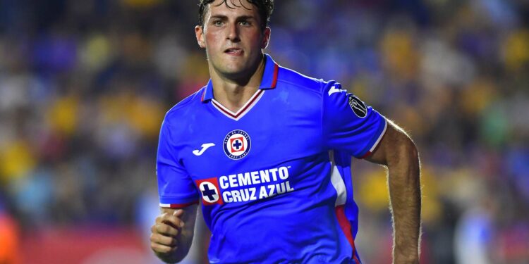 ‘Cruz Azul se llevará entre 14 y 15 millones de DÓLARES por Santi Gimenez’; la confesión de Chaco Gimenez (VIDEO)