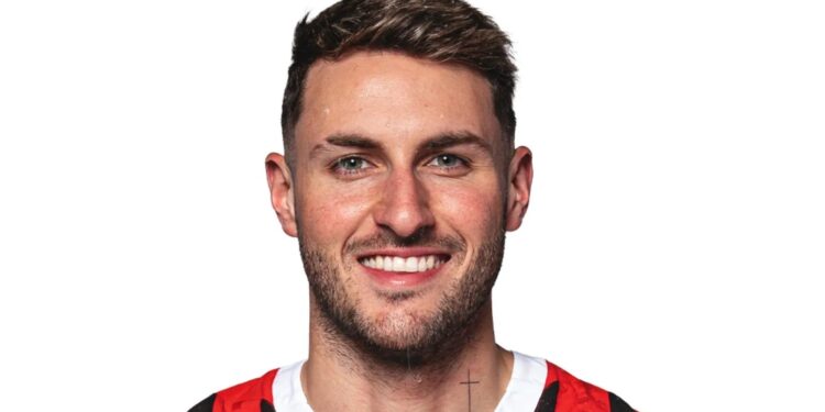 AC Milan anuncia la contratación del mexicano Santiago Giménez