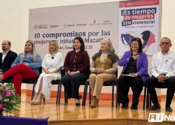 Firman compromisos en favor de las mujeres y niñas de Mazatlán