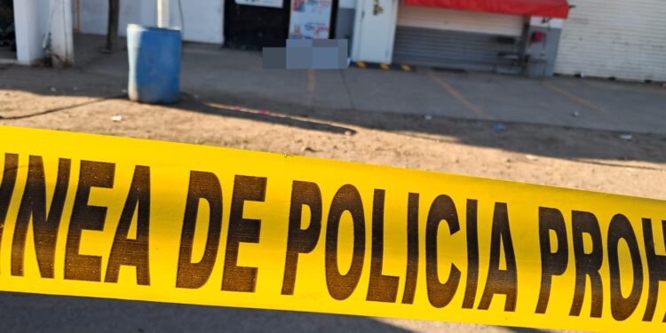 Joven es asesinado afuera de un expendio en Bellavista, Culiacán