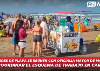 Vendedores de playa se reúnen con Oficialía Mayor de Mazatlán para coordinar el esquema de trabajo en Carnaval