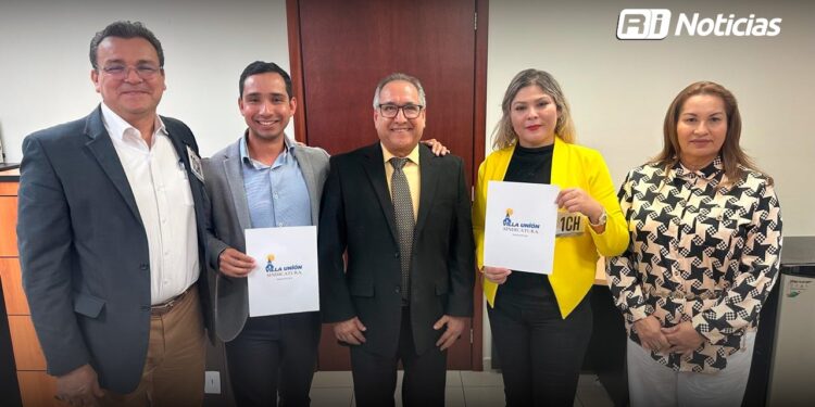 Síndico de Villa Unión se reúne con Diputado Ambrocio Chávez para gestionar proyectos y municipalización