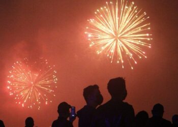A menos de 15 días de Carnaval, siguen sin “revelar” la cantidad de cuetes que iluminarán el cielo de Mazatlán