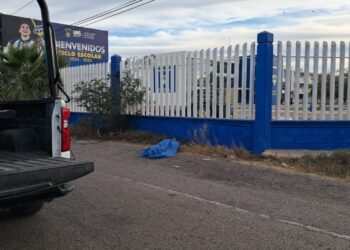 Encuentran a hombre asesinado afuera de la UAS en Costa Rica, Culiacán