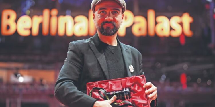 México triunfa en Berlín con ópera prima de Martínez Bucio