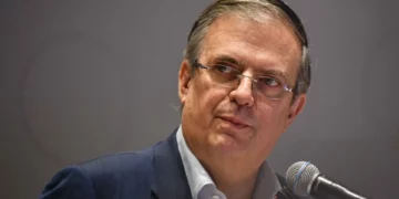 “Tiro en el pie”, imposición de aranceles a México: Ebrard