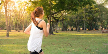 ¿Cuánto tiempo debo hacer ejercicio para ver resultados en mí cuerpo?