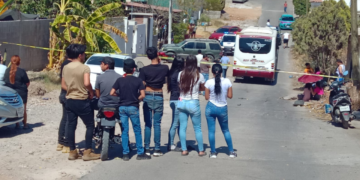 Motociclista muere tras impactarse con un camión urbano en Culiacán