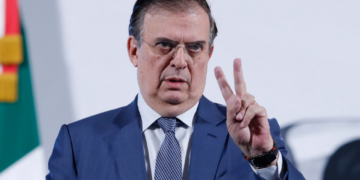 Ebrard viaja a EE.UU. para frenar los aranceles de Trump