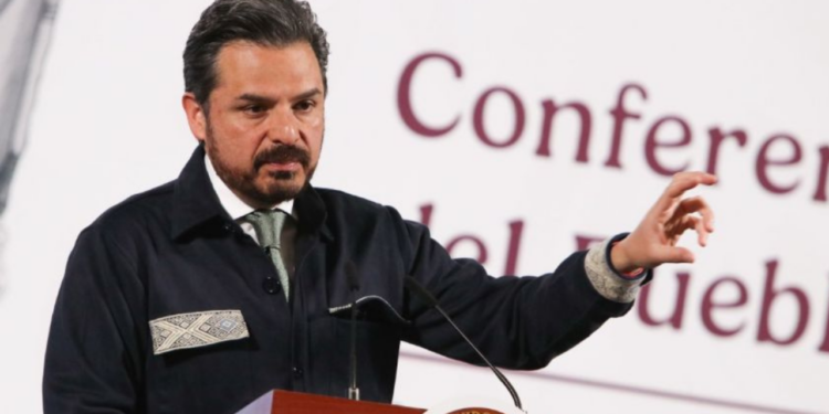 Desmiente Claudia Sheinbaum salida de Zoé Robledo del IMSS
