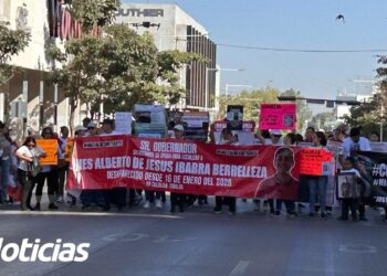 Marchan “Culichis” por la Paz y Juticia en Culiacán
